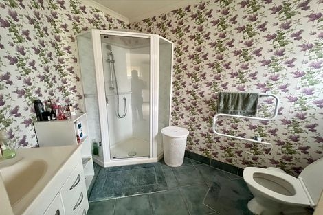 Photo of property in 9 Lake Panorama Drive, Henderson, Auckland, 0612