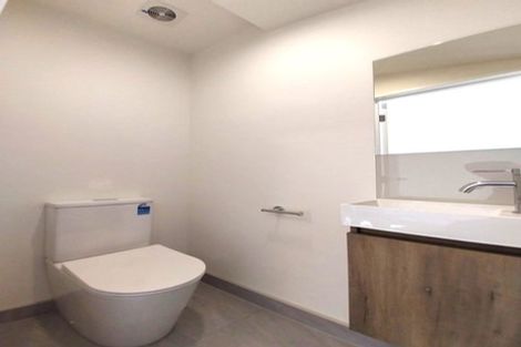 Photo of property in 10/476 West Coast Road, Glen Eden, Auckland, 0602