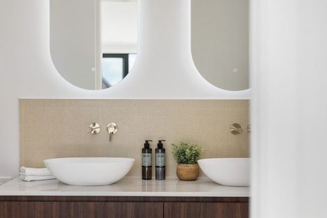 Photo of property in 14 Rubus Street, Wanaka, 9382