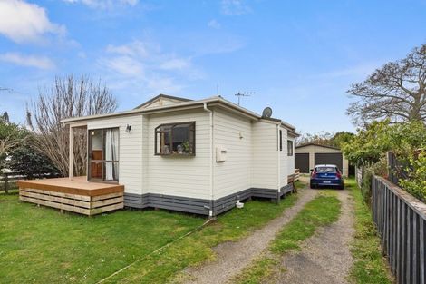 Photo of property in 6 Camellia Place, Hamilton Lake, Hamilton, 3204