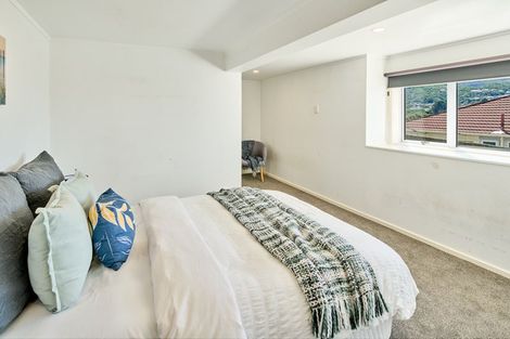 Photo of property in 10 Carleton Terrace, Tawa, Wellington, 5028