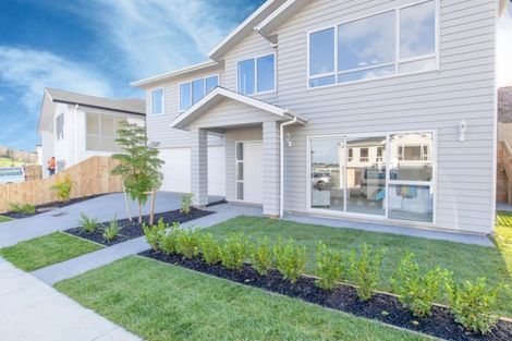 Photo of property in 98 Godfrey Drive, Orewa, 0931