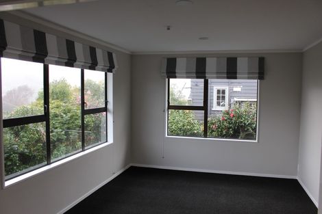 Photo of property in 33 Trelissick Crescent, Ngaio, Wellington, 6035