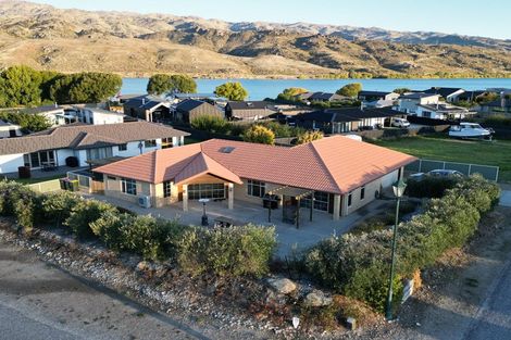 Photo of property in 56 Missy Crescent, Mount Pisa, Cromwell, 9383