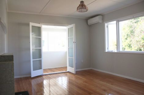 Photo of property in 13 Cross Street, Drury, 2113