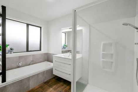 Photo of property in 7 Terli Way, Glen Avon, New Plymouth, 4312