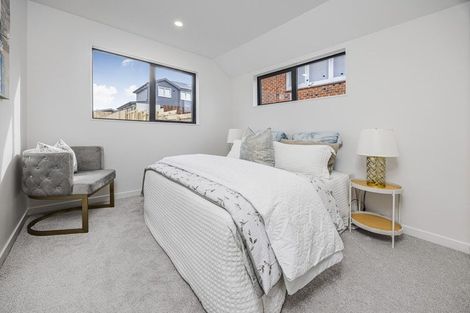 Photo of property in 9 Glenside Avenue, Pakuranga, Auckland, 2010