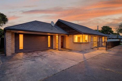Photo of property in 182a Palmers Road, New Brighton, Christchurch, 8083