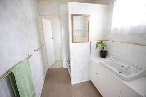 Photo of property in 5 Gillies Crescent, Waimarama, Havelock North, 4294