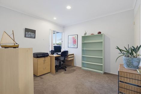 Photo of property in 6a Barry Avenue, Whakatane, 3120