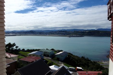 Photo of property in 81 View Road, Houghton Bay, Wellington, 6023