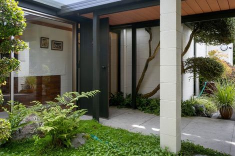 Photo of property in 1 Harvey Street, Waipahihi, Taupo, 3330