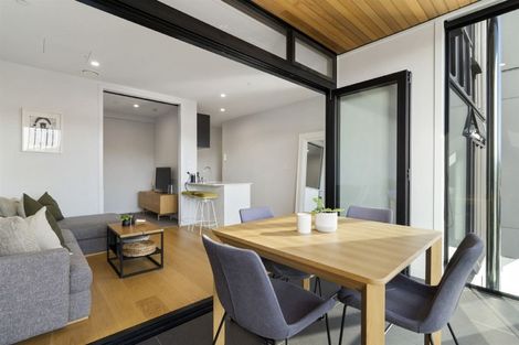 Photo of property in Frank Sargeson Apts, 102/80 Anzac Street, Takapuna, Auckland, 0622