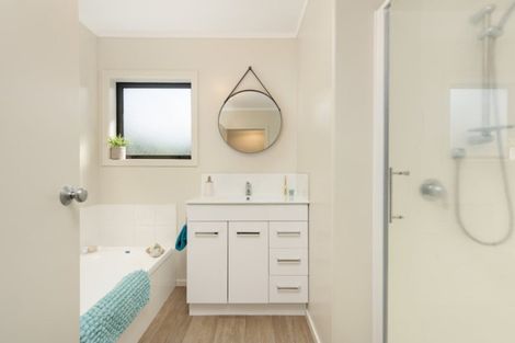 Photo of property in 98 Marshall Avenue, Greerton, Tauranga, 3112