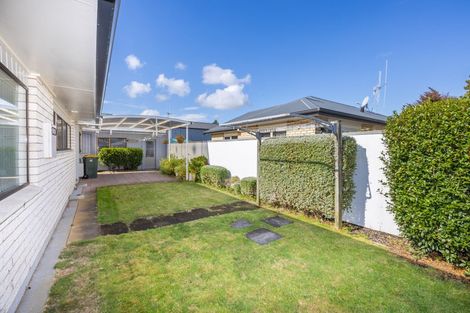 Photo of property in 15 Miro Street, Maeroa, Hamilton, 3200