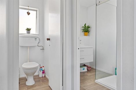 Photo of property in 8 Yorke Road, Haruru, 0204