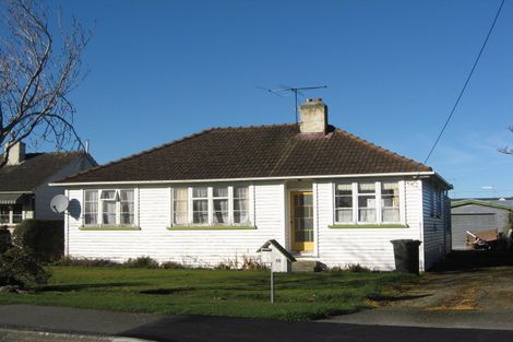 Photo of property in 19 Queen Street, Winton, 9720