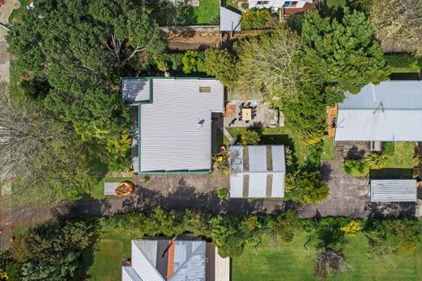 Photo of property in 6 Racecourse Road, Waiuku, 2123