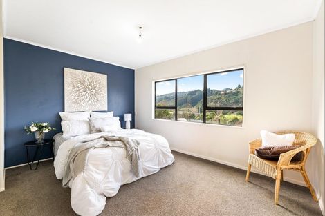 Photo of property in 37 Mcdougall Grove, Haywards, Lower Hutt, 5018