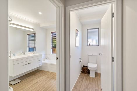 Photo of property in 135 Main Road, Pleasant Point, 7903