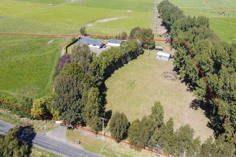 Photo of property in 423 Oringi Road, Dannevirke, 4972
