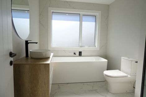 Photo of property in 140 Harakeke Drive, Wharewaka, Taupo, 3330