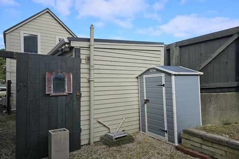 Photo of property in 30 Sussex Street, Mount Cook, Wellington, 6021