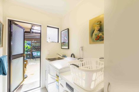 Photo of property in 3 The Avenue, Paraparaumu Beach, Paraparaumu, 5032