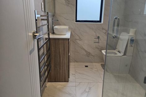 Photo of property in 5 Kate Duncan Drive, Swanson, Auckland, 0614