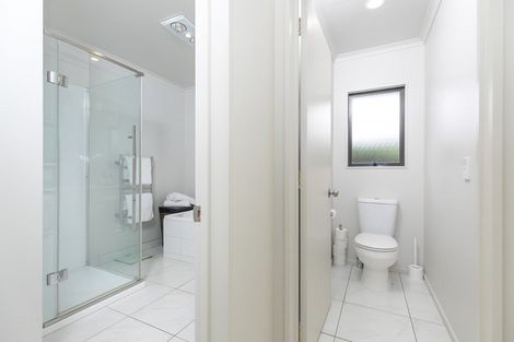 Photo of property in 71 Ayrshire Drive, Grandview Heights, Hamilton, 3200