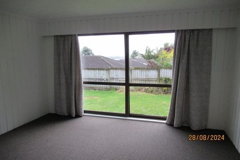 Photo of property in 90 Royal Road, Massey, Auckland, 0614