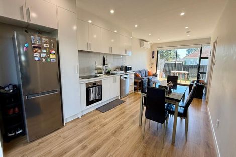 Photo of property in 3/8 Bagnall Avenue, Point England, Auckland, 1072