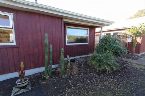 Photo of property in 19 Cumming Street, Okato, 4335