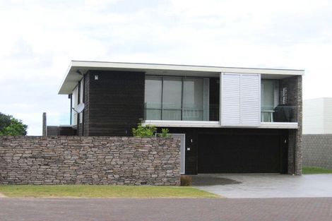 Photo of property in 14 Lagoon Way, Omaha, 0986