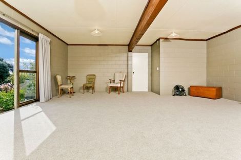 Photo of property in 16 Pemberton Avenue, Bayview, Auckland, 0629