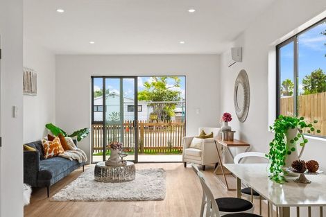Photo of property in 20a Fairdene Avenue, Henderson, Auckland, 0610