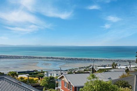 Photo of property in 1/5a Madeley Road, Mount Pleasant, Christchurch, 8081