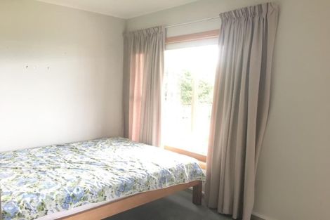 Photo of property in 106a Stanley Point Road, Stanley Point, Auckland, 0624