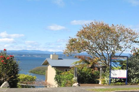 Photo of property in 51 Wakeman Road, Acacia Bay, Taupo, 3330