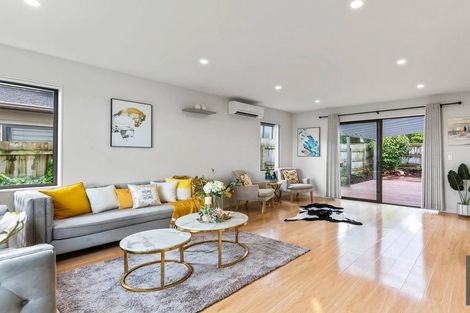 Photo of property in 13 Huahua Crescent, Papakura, 2110