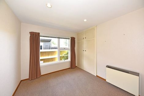 Photo of property in 3 Verran Place, Fendalton, Christchurch, 8052