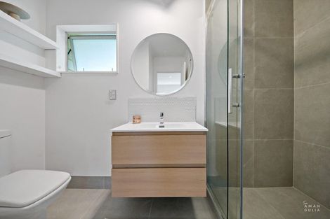 Photo of property in 82e Verbena Road, Birkdale, Auckland, 0626