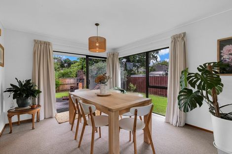 Photo of property in 33 Uppingham Crescent, Hillcrest, Auckland, 0627