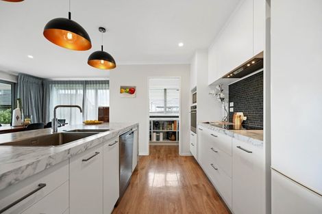 Photo of property in 18 Drower Glen, Flagstaff, Hamilton, 3210