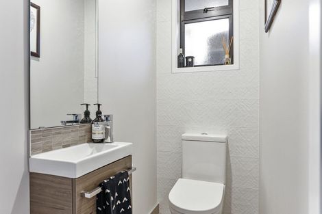 Photo of property in 7 Chaffinch Road, Hobsonville, Auckland, 0616