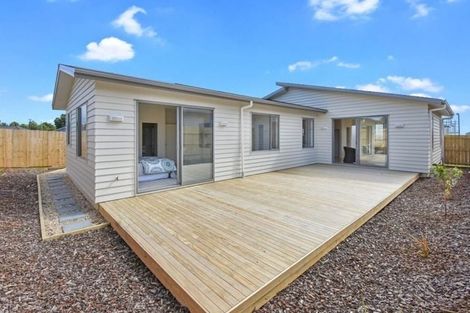 Photo of property in 13 Huahua Crescent, Papakura, 2110