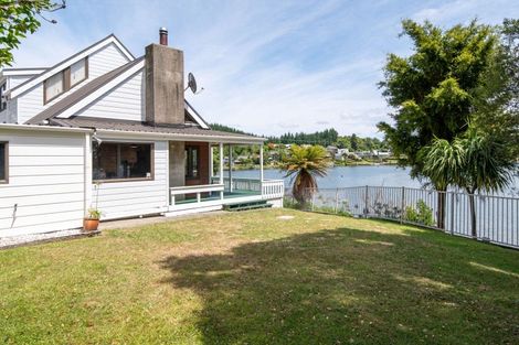 Photo of property in 14 Okawa Bay Road, Tikitere, Rotorua, 3074