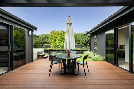 Photo of property in 58 Breadalbane Avenue, Havelock North, 4130