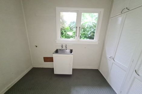Photo of property in 16a Ridd Street, Lynmouth, New Plymouth, 4310