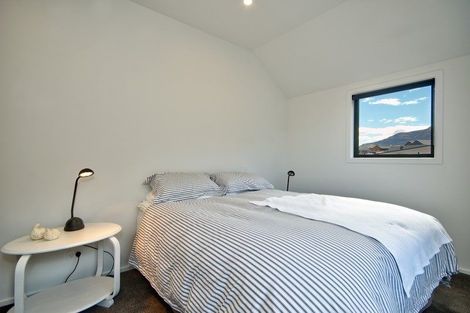 Photo of property in 1 Appin Court, Jacks Point, Queenstown, 9371